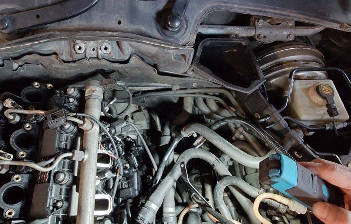 BMW 530d E61: Starter Motor Replacement and Intake Manifold Sealing, photo 5